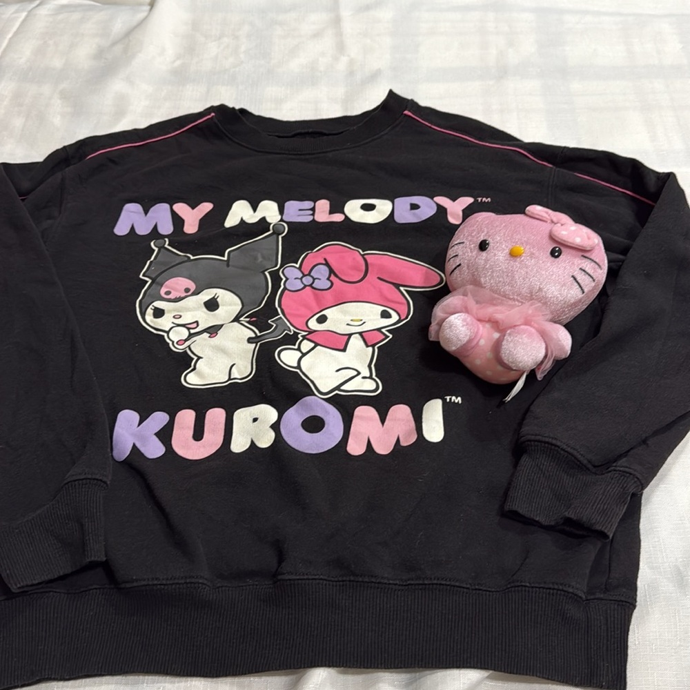 (N3) Kuromi My Melody S
Sanrio black sweatshirt
Hello Kitty pink Ty Tutu baby